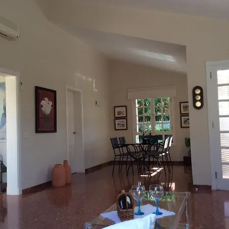 Con Encanto ماسبالوماس